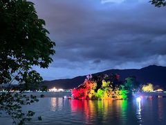 -星湖旅游景区七星岩