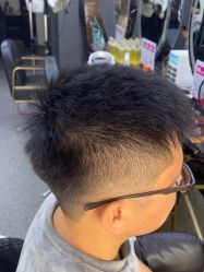-东方美妍