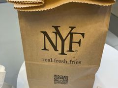 -纽约薯条(世豪广场店)