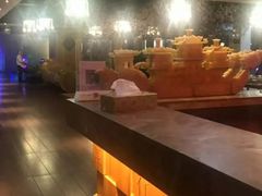 -盛彼得温泉度假酒店