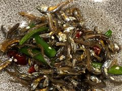 压桌小菜-草家酱蟹炭火烤肉店(珲春南路一店)