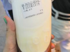 -CoCo都可(八达商城店)