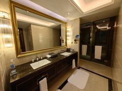 -汕头龙光喜来登酒店