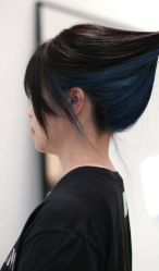 -虫二·专注健康烫染沙龙