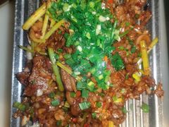 葱椒爆牛肉-绿茶餐厅(光谷世界城步行街店)