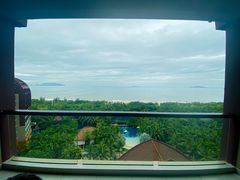 -三亚湾海居铂尔曼度假酒店