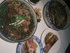 -镇南锅盖面馆(解放路店)