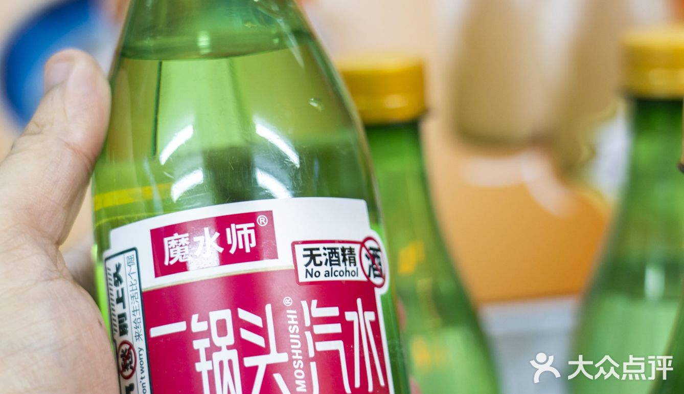 路过的都忍不住回头看上两眼。虽然是福州传统的鱼丸