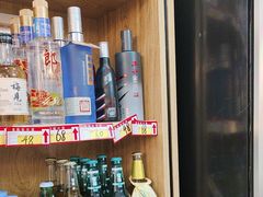 -休记光头香辣蟹干锅(绵竹店)