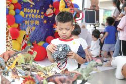 -BabyMonster小怪兽亲子派对·餐厅乐园(金月湾店)