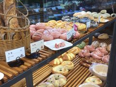 -焙丽拾光(麦凯乐直营店)