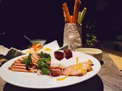 -穹六人间 people 6(岳阳路店)