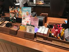 零售区-星巴克臻选(广州沙面店)