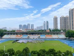 -武汉市第四中学