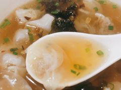 -街头顶黄记馄饨王(中山中路店)