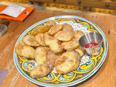 -米德维奇俄式西餐厅(西六道街店)