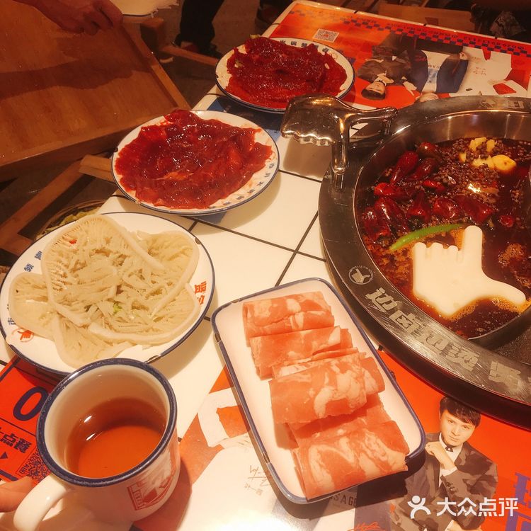 每次路过小寨那家都是在排队，今天看到西咸万象城不需要