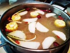 养生原汤锅-俏牛哥鲜牛肉牛肆馆(重庆天地店)