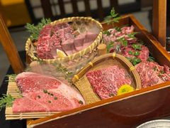 -山川小町·极番烧肉(新地假日广场店)