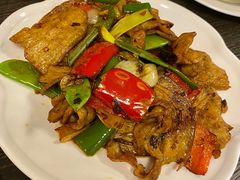 农家小炒肉-筷子