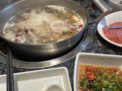 -一席地·本地鸡窝·杭帮鸡火锅(萧山银隆百货店)