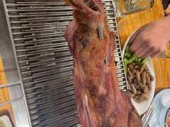 -欢乐牧人蒙古炭烤羊腿(四平路店)