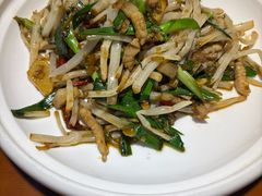 -魏铭鱼头捞饭(晋阳路店)