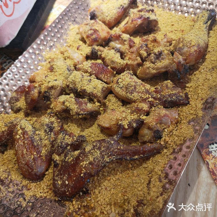 在店里一直忙前忙后，服务很到位