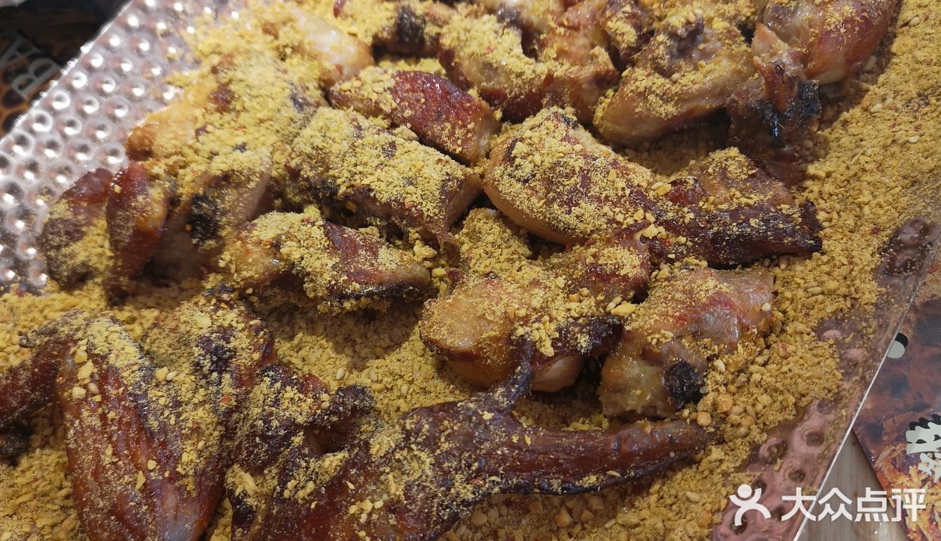 在店里一直忙前忙后，服务很到位