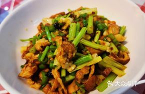 Celery and Sausage Stir-fry