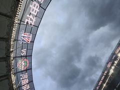 -上海体育场