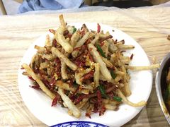 牛肉藕丝-江城燕子大排档(江汉路步行街店)