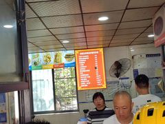 -逍遥镇刘相五胡辣汤豆沫馆(康复中街店)