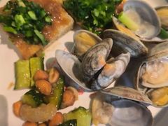-鸣记脆皮烤鱼·海鲜烤鱼(三八广场店)