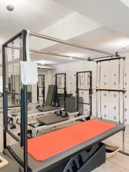 -无界瑜伽普拉提