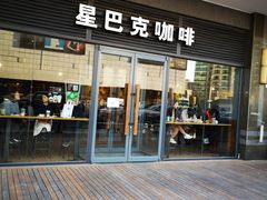 -世纪金源购物中心东区-停车场