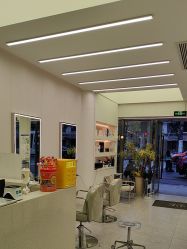 -PE SALON
