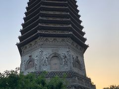 -玲珑塔公园