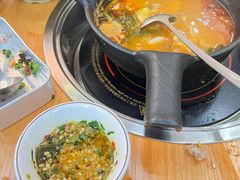 -黔三一夺夺粉酸汤火锅(百信店)