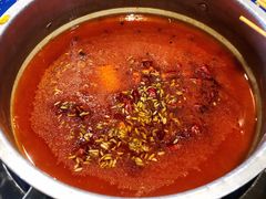 传统锅底-马路边边串串香(双井直营店)