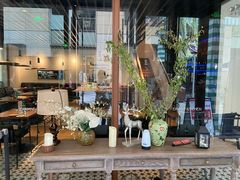 -Erman岩烧牛排(虹桥南丰城店)