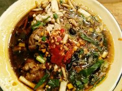 -拈签一笑黄牛肉辣卤串串