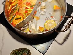 -椰子湾·海南火锅·糟粕醋·椰子鸡(正大广场店)