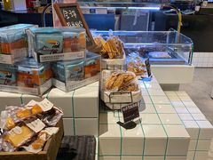 -Dough&Joe团憩(瑞虹天地月亮湾店)