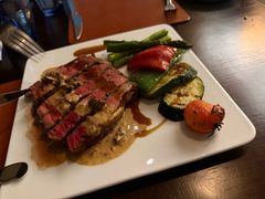 -卡佩罗意大利餐厅及酒吧Al Cappello Trattoria