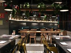 -蛙蛙叫·干锅年代(钻石广场店)