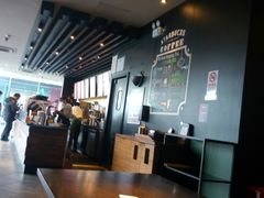 -星巴克臻选(上海长风大悦城店)