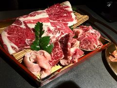 -铭牛烧肉·和牛海鲜自助(高新月牙湖店)