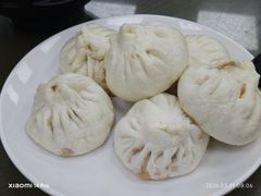 三鲜猪肉包-四平包子铺