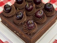 -红宝石·鲜奶小方·海派西点房(南丹店)